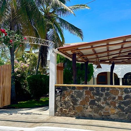 Hostal Suenos Silvestres Puerto Ayora  Bagian luar foto