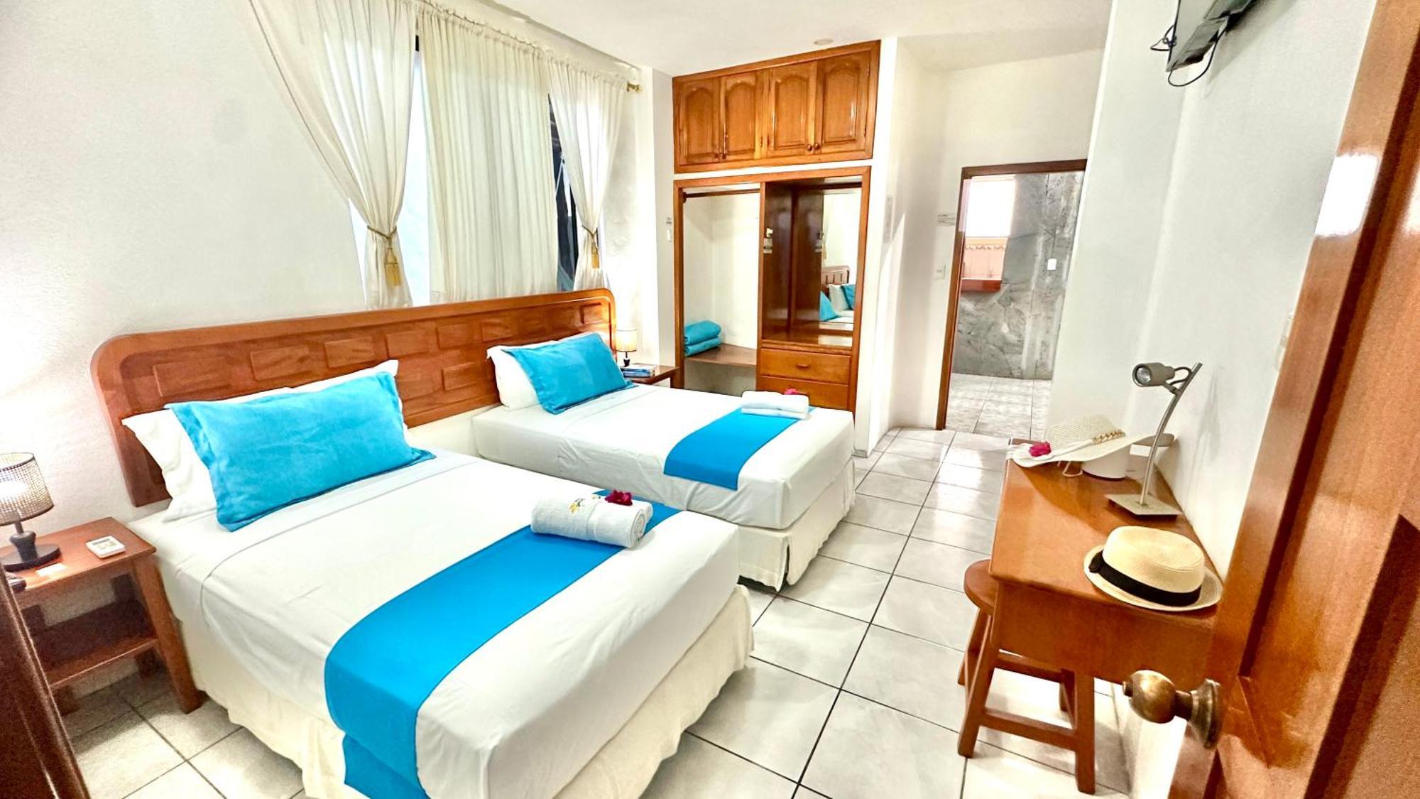 Hostal Suenos Silvestres Puerto Ayora  Bagian luar foto