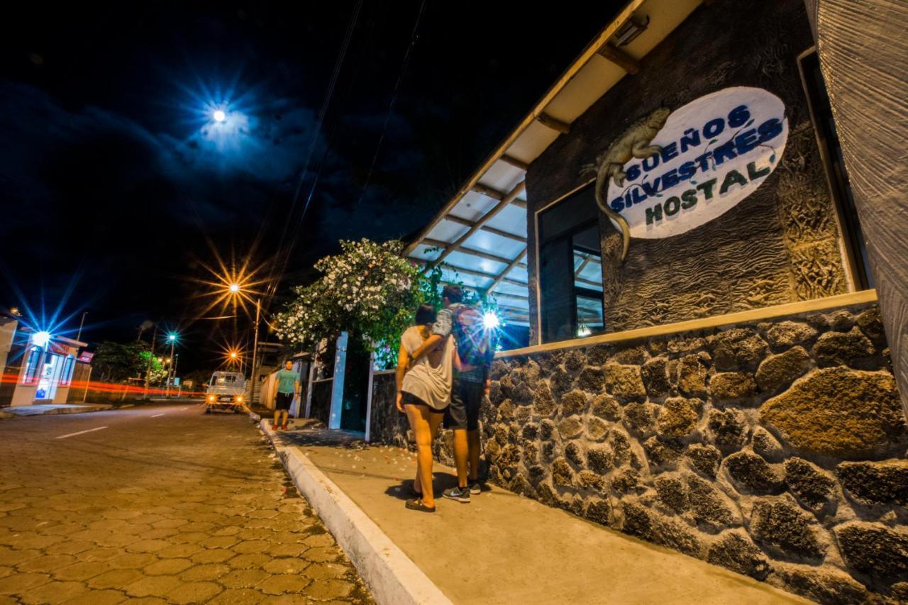 Hostal Suenos Silvestres Puerto Ayora  Bagian luar foto