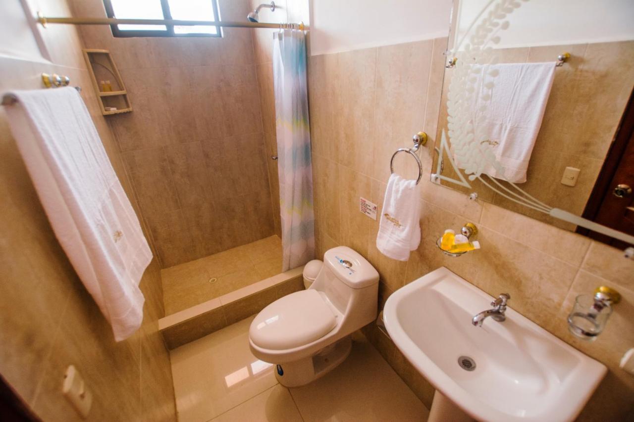 Hostal Suenos Silvestres Puerto Ayora  Bagian luar foto