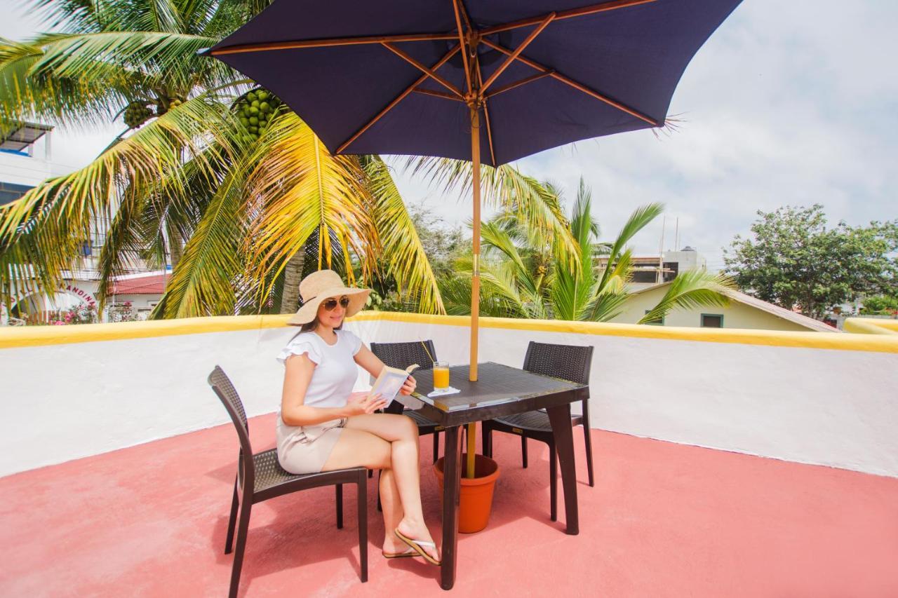 Hostal Suenos Silvestres Puerto Ayora  Bagian luar foto